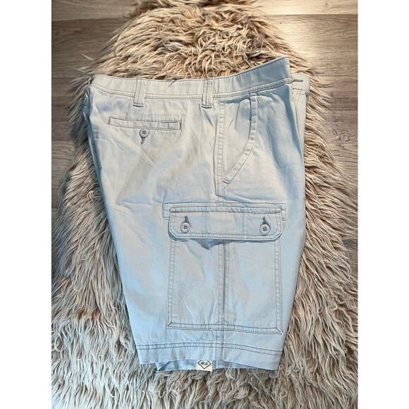 St. John bay men’s premium stretch shorts - Picture 2 of 9